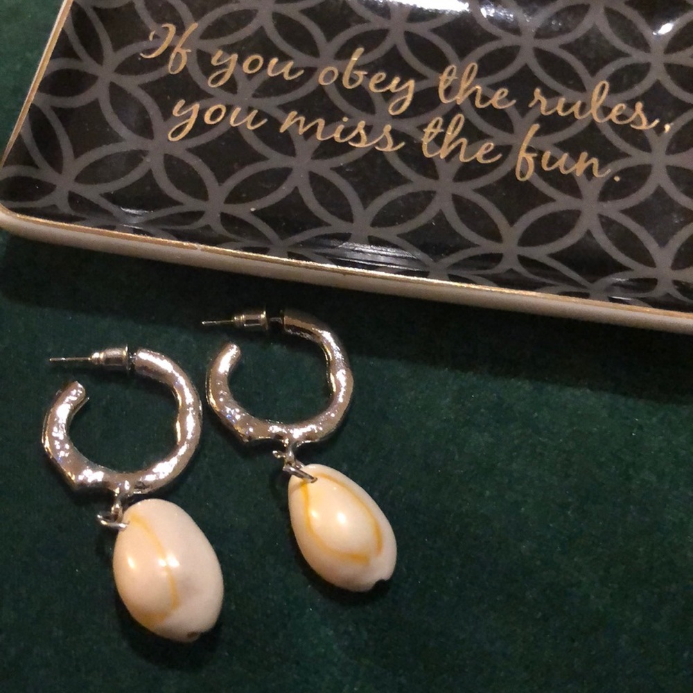 NWOT silver hoop and genuine shell earrings